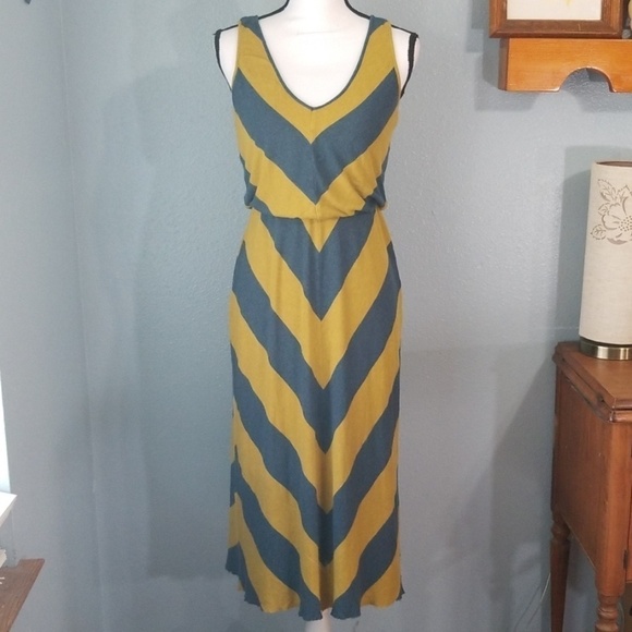 Heather Dress - Picture 4 of 7